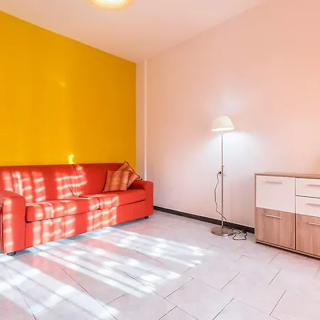 Cosy Corner Apartment Milan